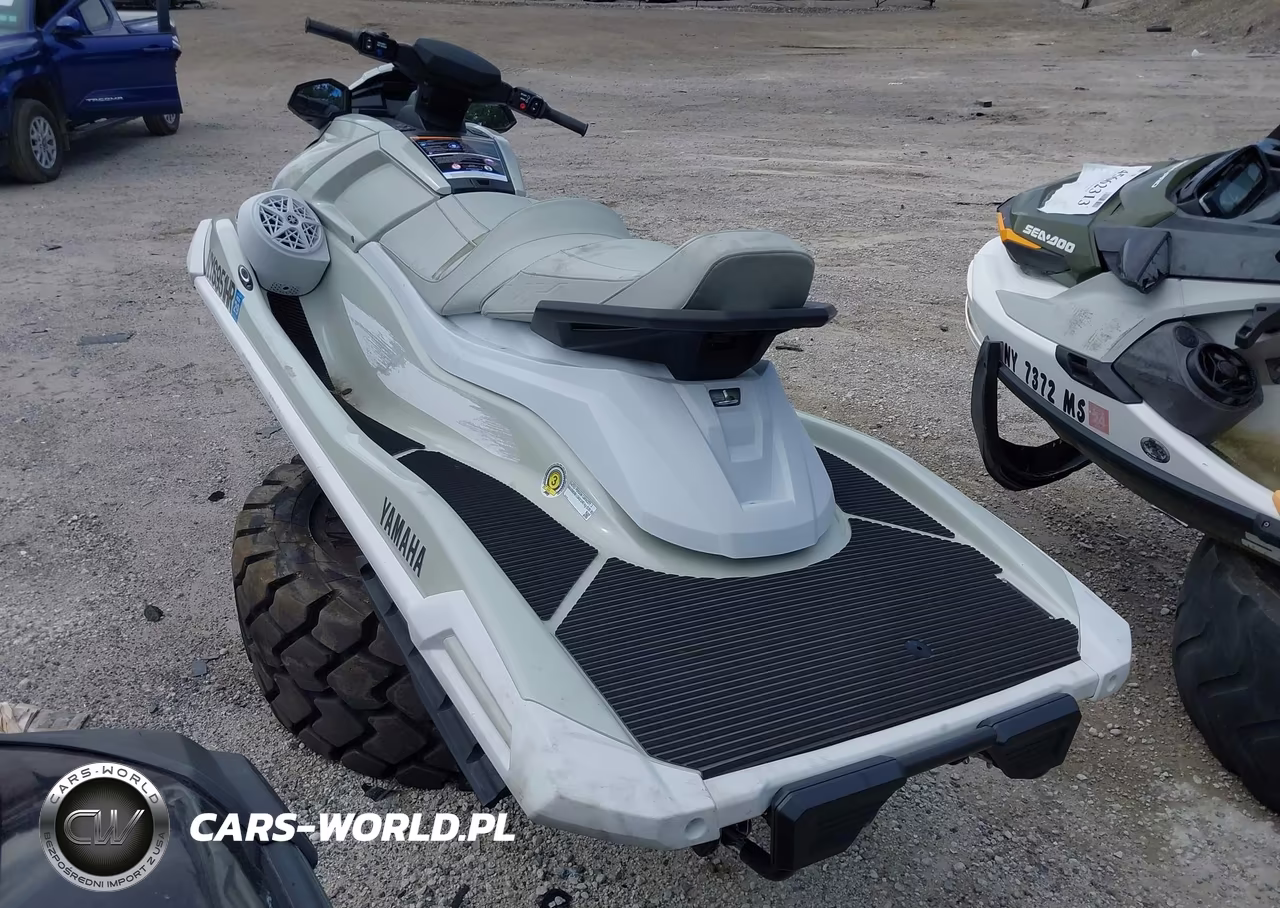 2025 Yamaha Waverunner VIN:00000YAMA3875H425 - 3