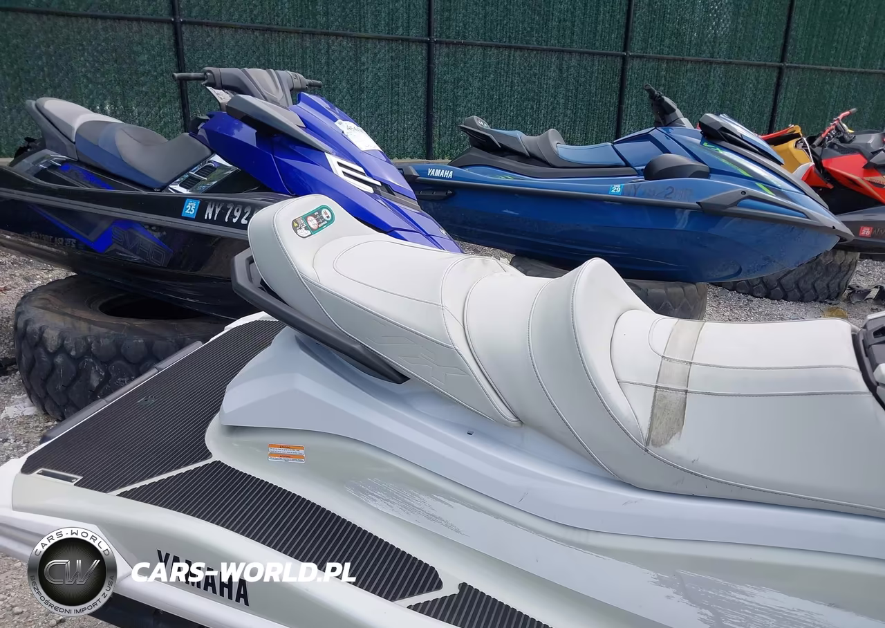 2025 Yamaha Waverunner VIN:00000YAMA3875H425 - 8