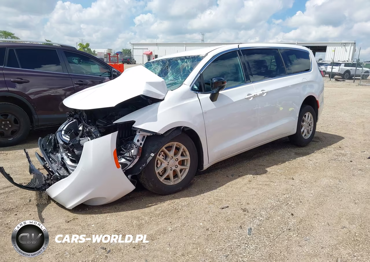 2025 Chrysler Voyager Lx VIN:2C4RC1CG8SR613814 - 2