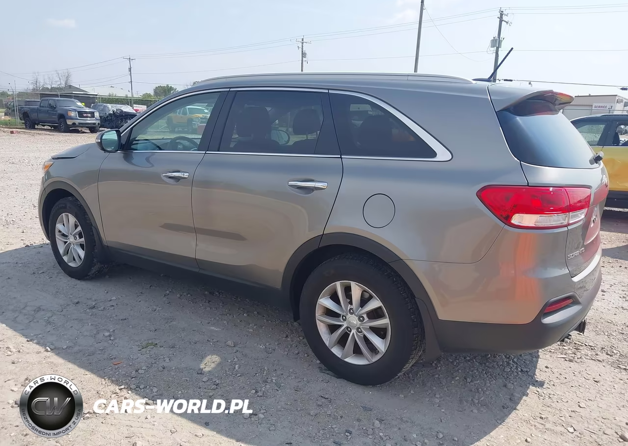 2017 Kia Sorento 2.4L Lx VIN:5XYPG4A31HG335137 - 3