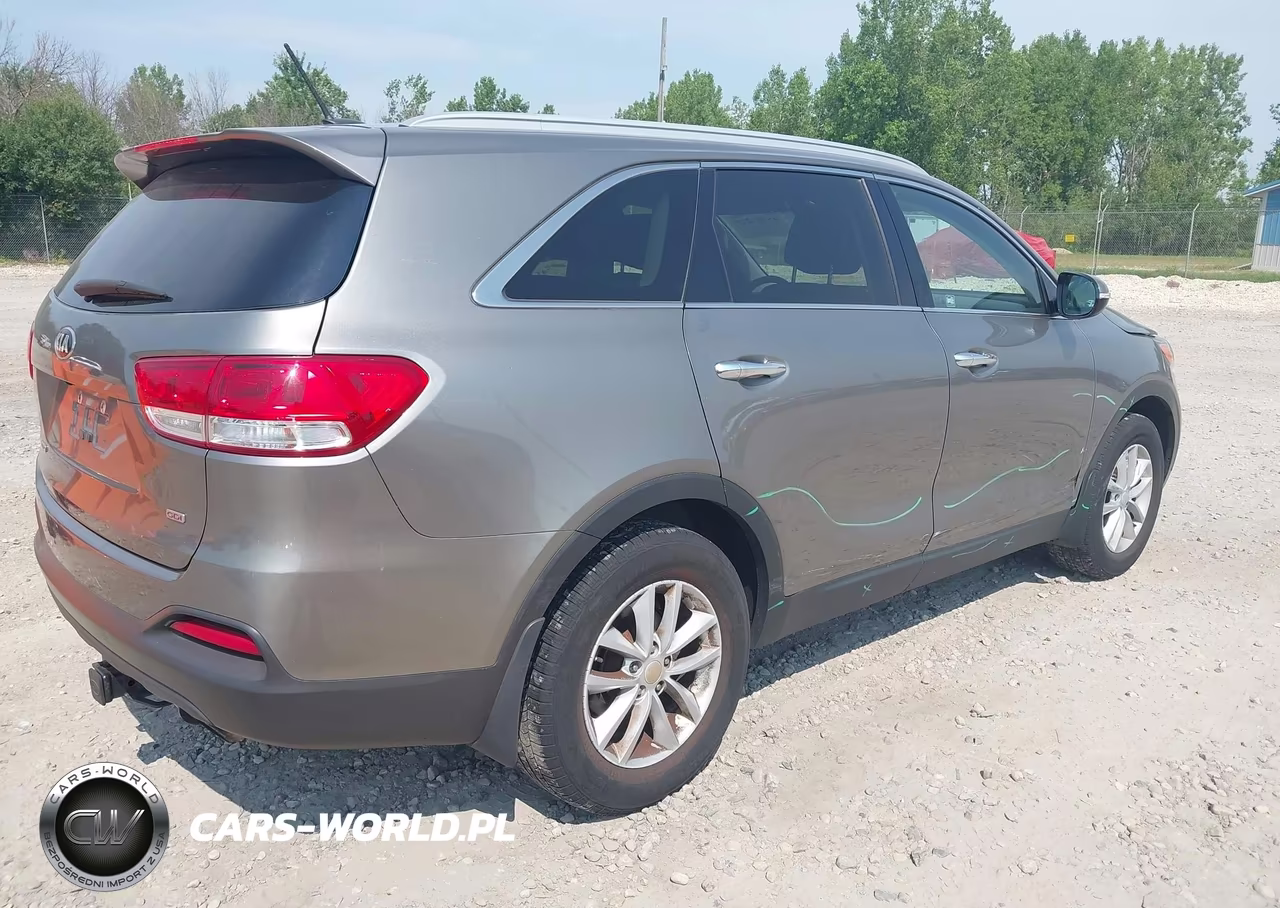 2017 Kia Sorento 2.4L Lx VIN:5XYPG4A31HG335137 - 4