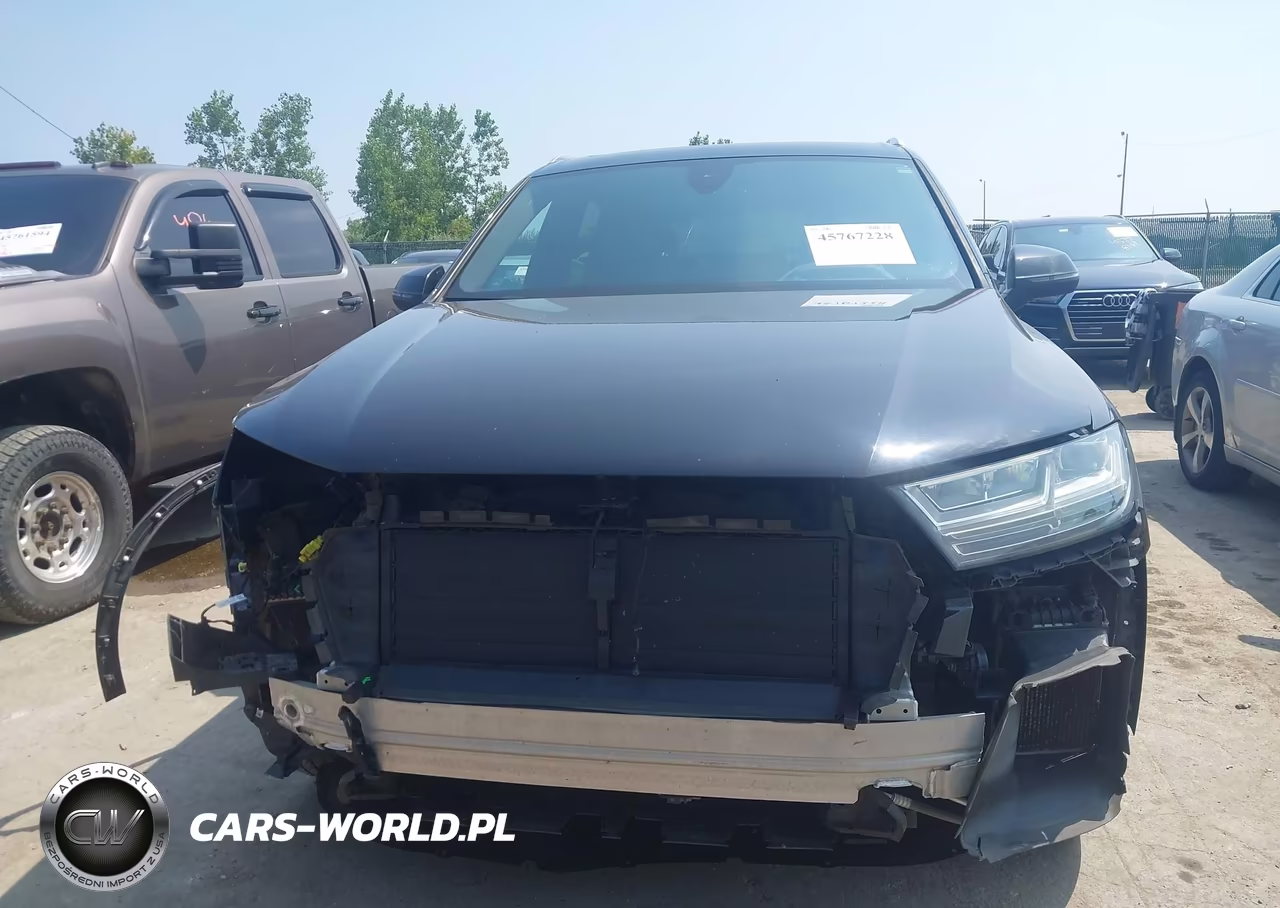2017 Audi Q7 3.0T Premium VIN:WA1LAAF75HD033174 - 13