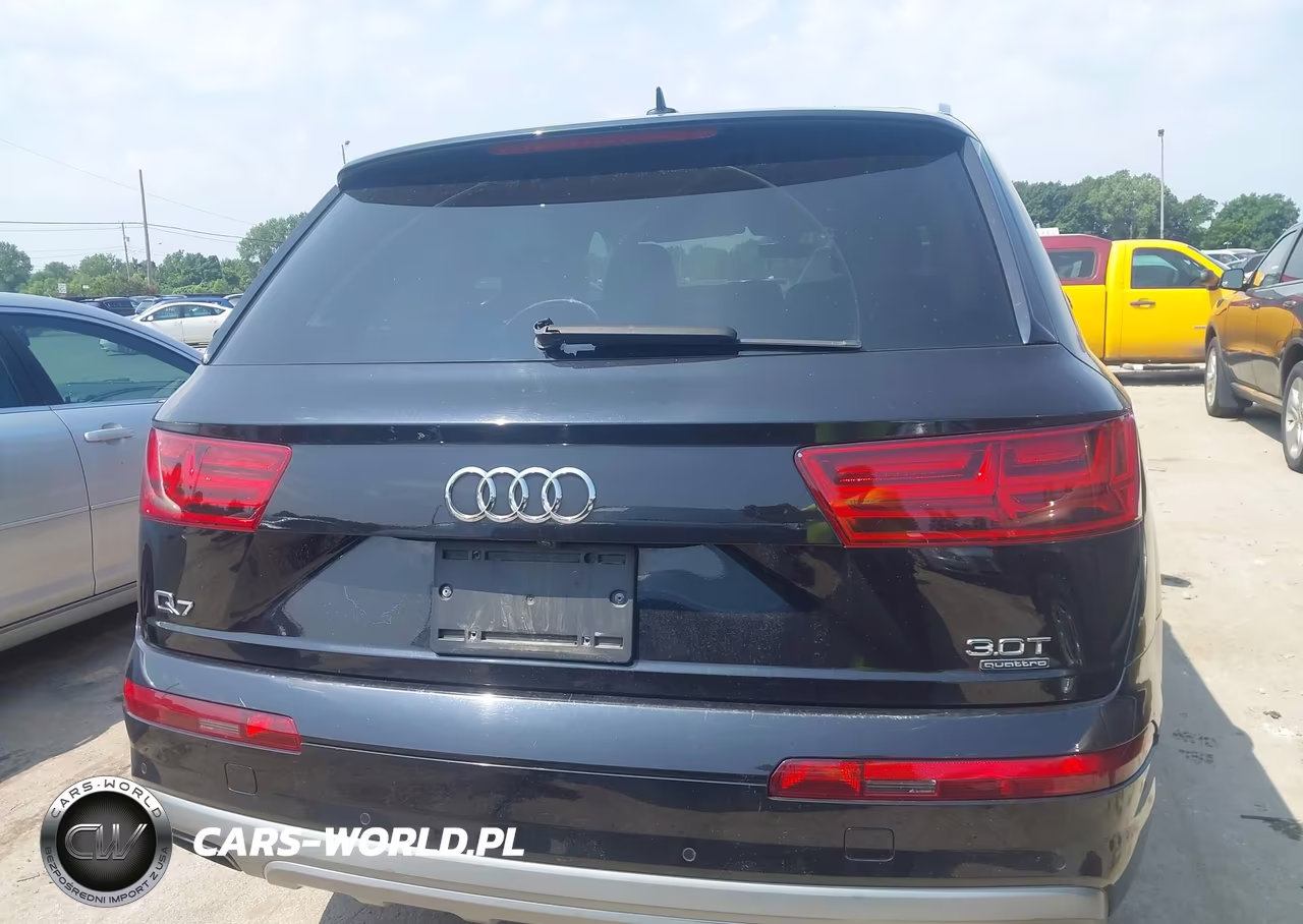 2017 Audi Q7 3.0T Premium VIN:WA1LAAF75HD033174 - 17