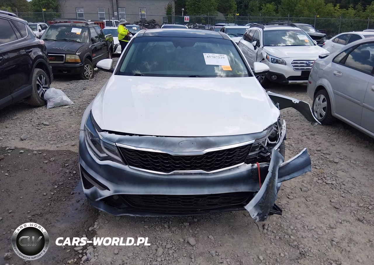 2020 Kia Optima S VIN:5XXGT4L30LG409816 - 12