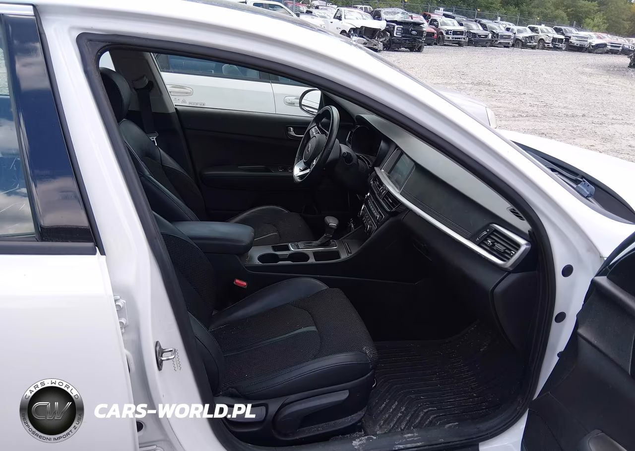 2020 Kia Optima S VIN:5XXGT4L30LG409816 - 5