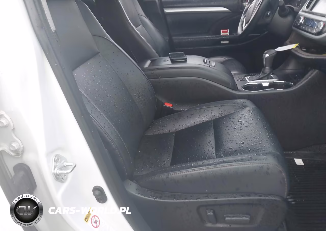 2019 Toyota Highlander Xle VIN:5TDJZRFH8KS628805 - 5