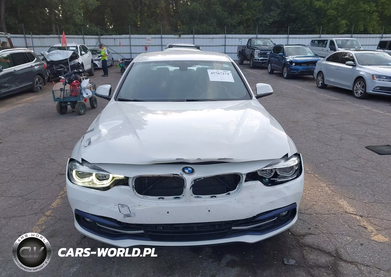 2018 BMW 330I xDrive VIN:WBA8D9C5XJA615246 - 12