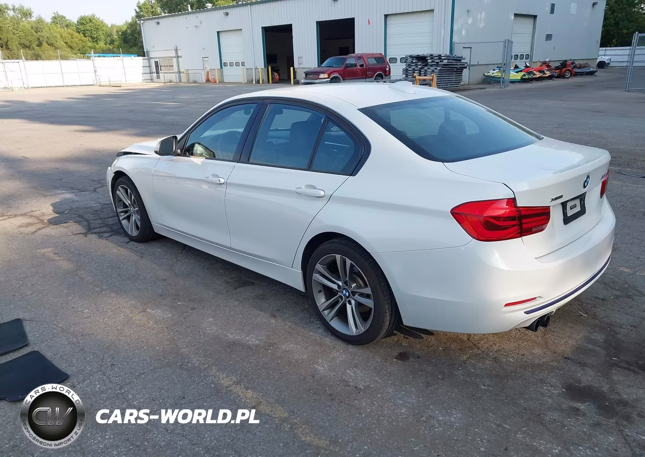 2018 BMW 330I xDrive VIN:WBA8D9C5XJA615246 - 3