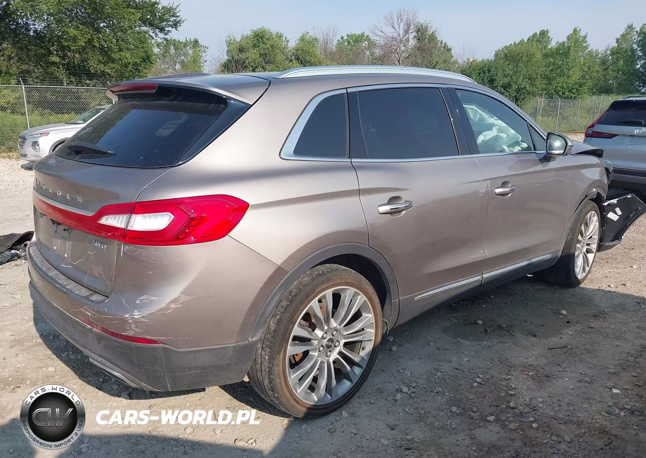 2018 Lincoln Mkx Reserve VIN:2LMPJ8LR1JBL40083 - 4