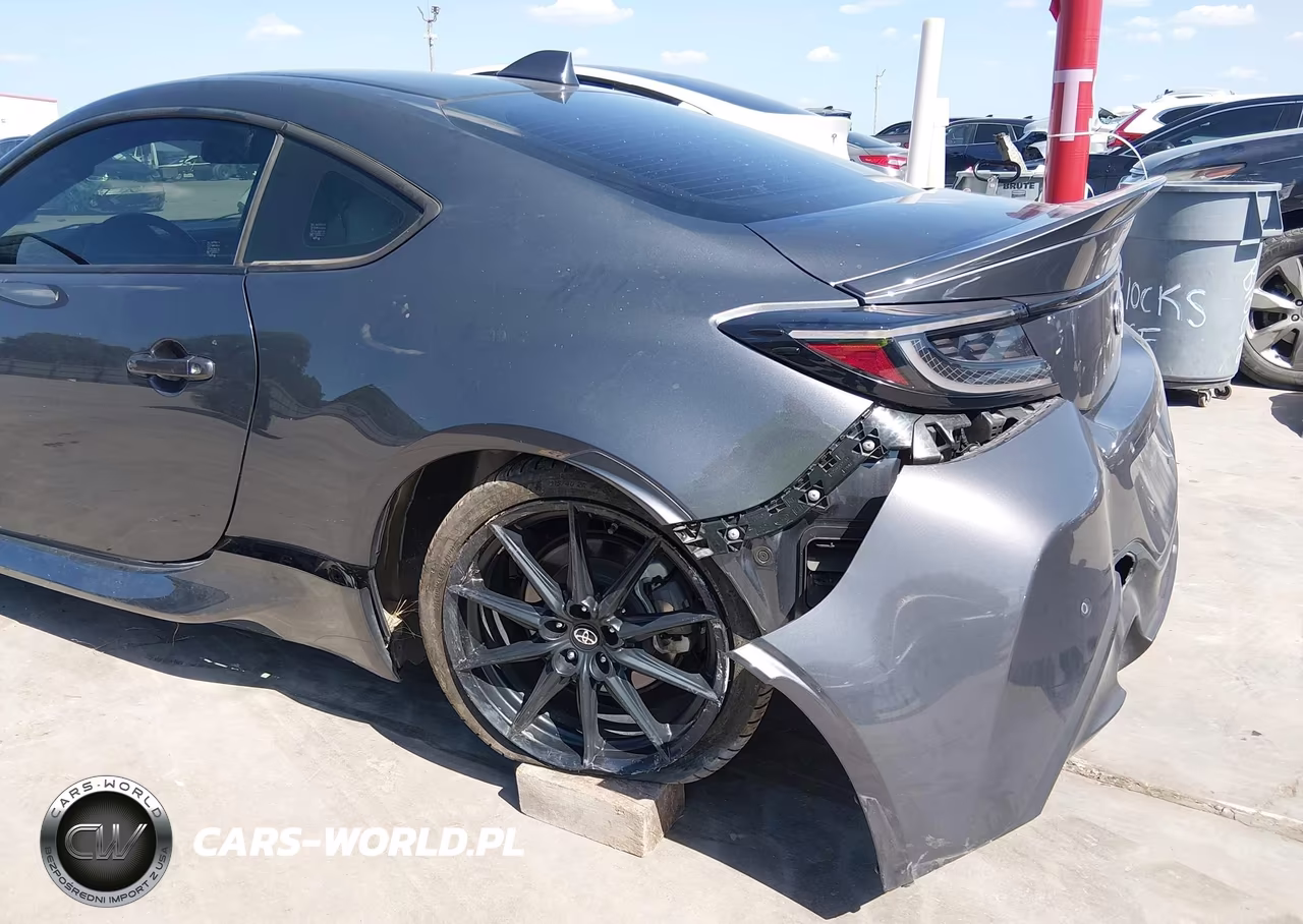 2024 Toyota Gr86 Premium VIN:JF1ZNBE10R8757880 - 18