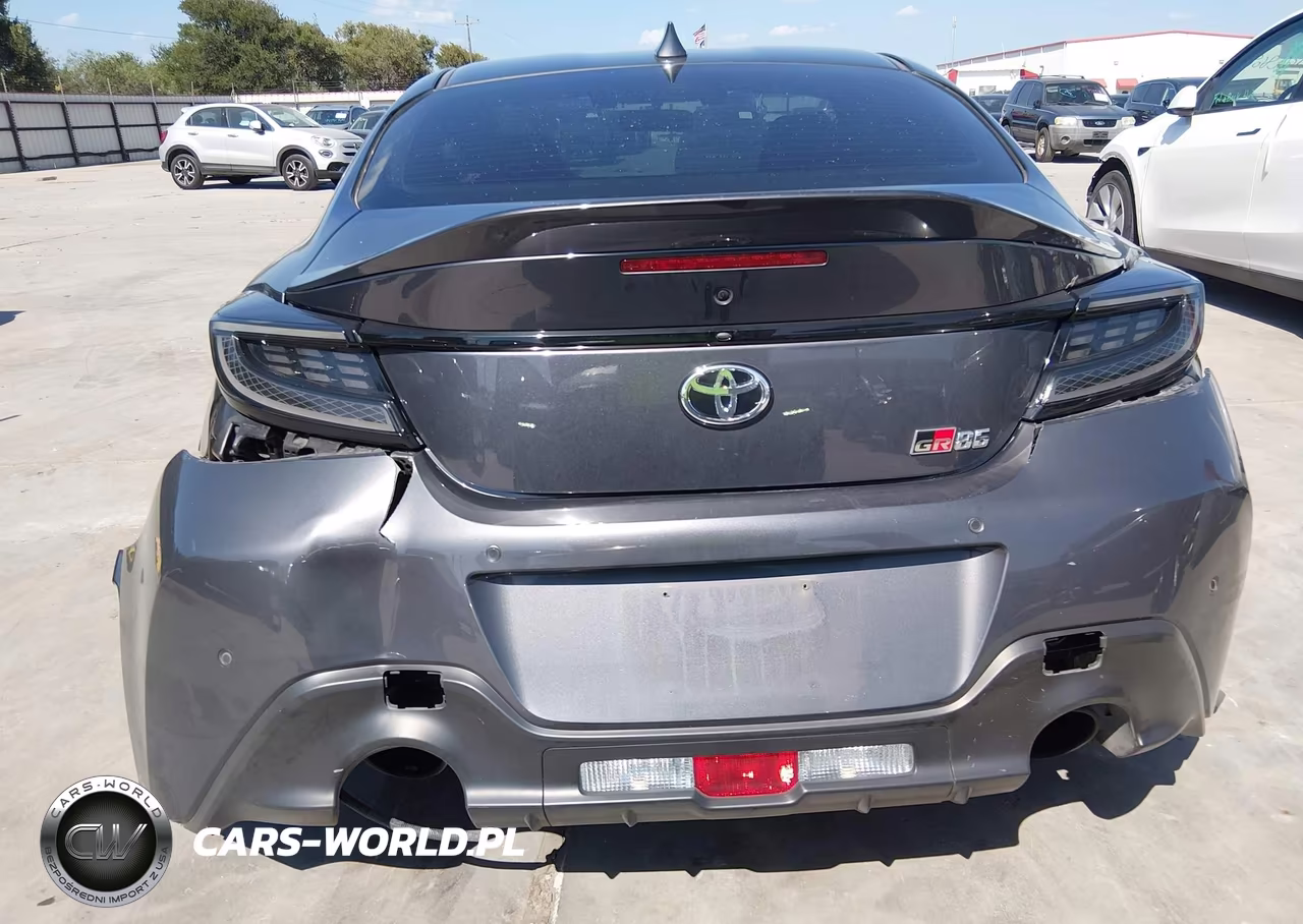 2024 Toyota Gr86 Premium VIN:JF1ZNBE10R8757880 - 6