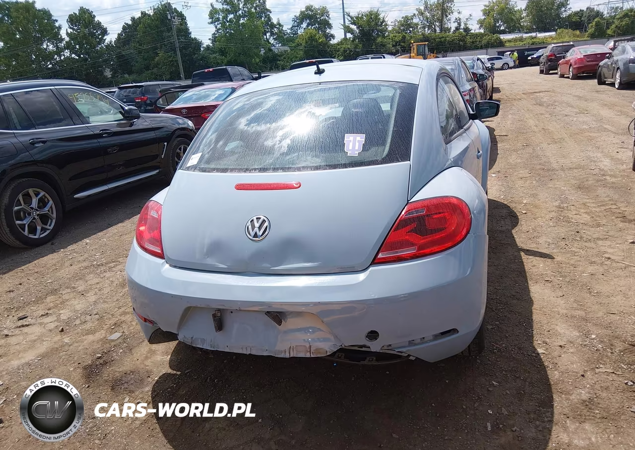 2012 Volkswagen Beetle 2.5L VIN:3VWJP7AT1CM617214 - 16