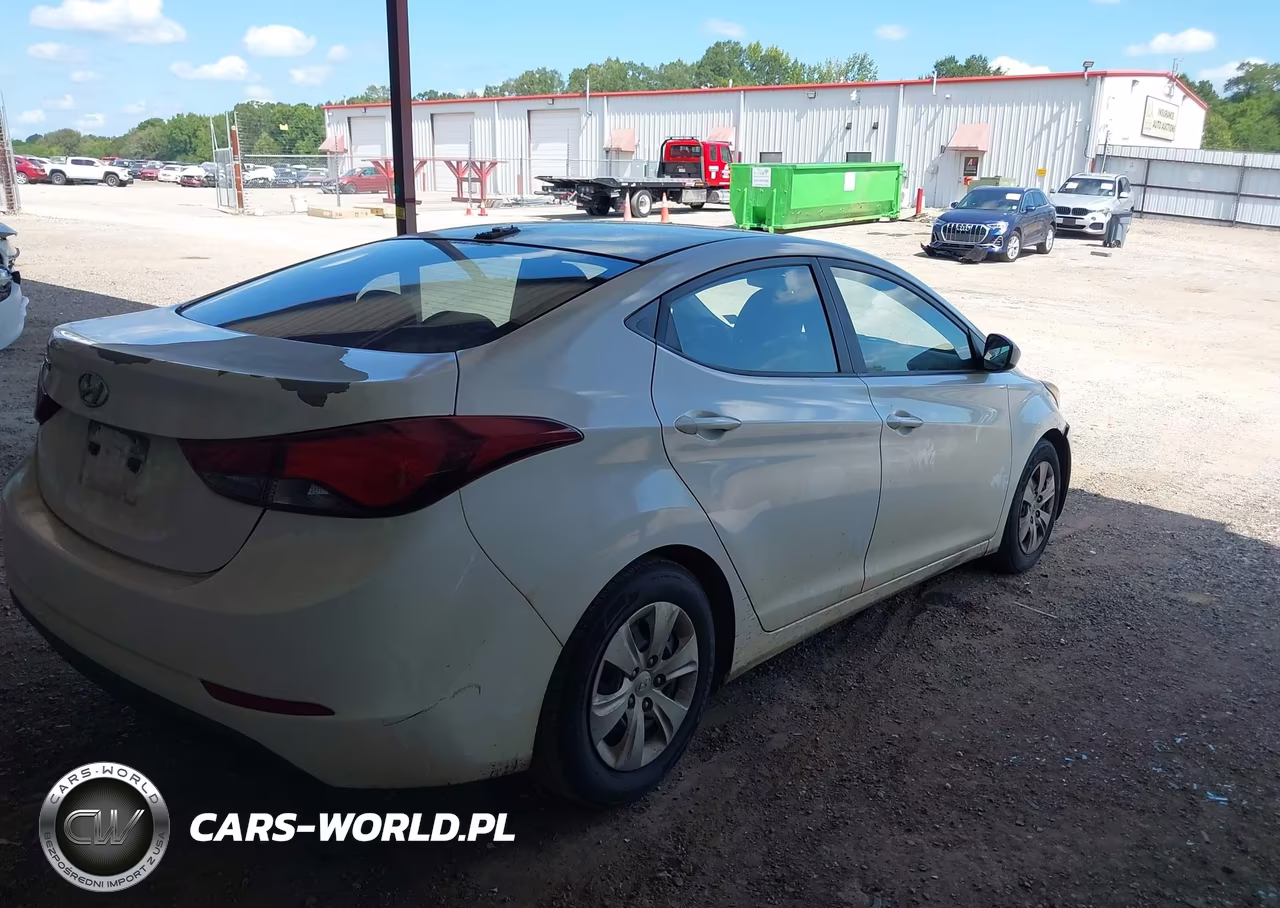 2016 Hyundai Elantra Se VIN:5NPDH4AE6GH704406 - 4