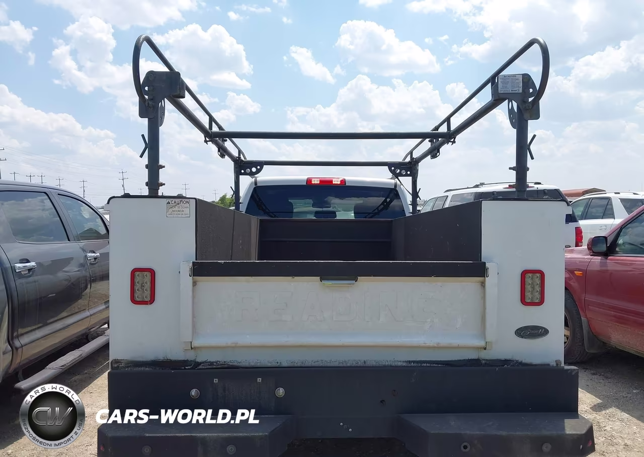 2018 Ram 2500 Tradesman 4X2 8' Box VIN:3C6UR4HL0JG300560 - 16