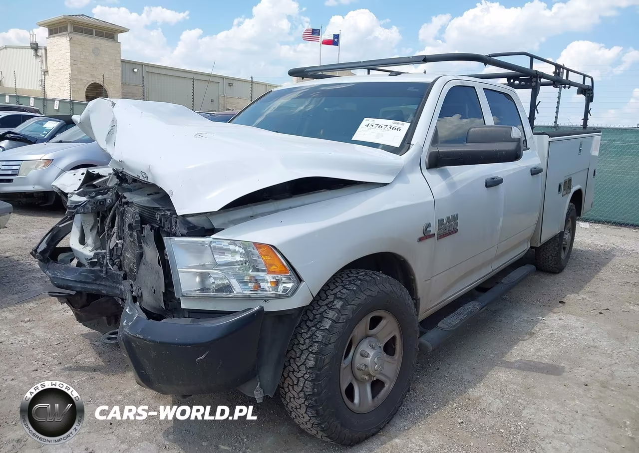 2018 Ram 2500 Tradesman 4X2 8' Box VIN:3C6UR4HL0JG300560 - 2