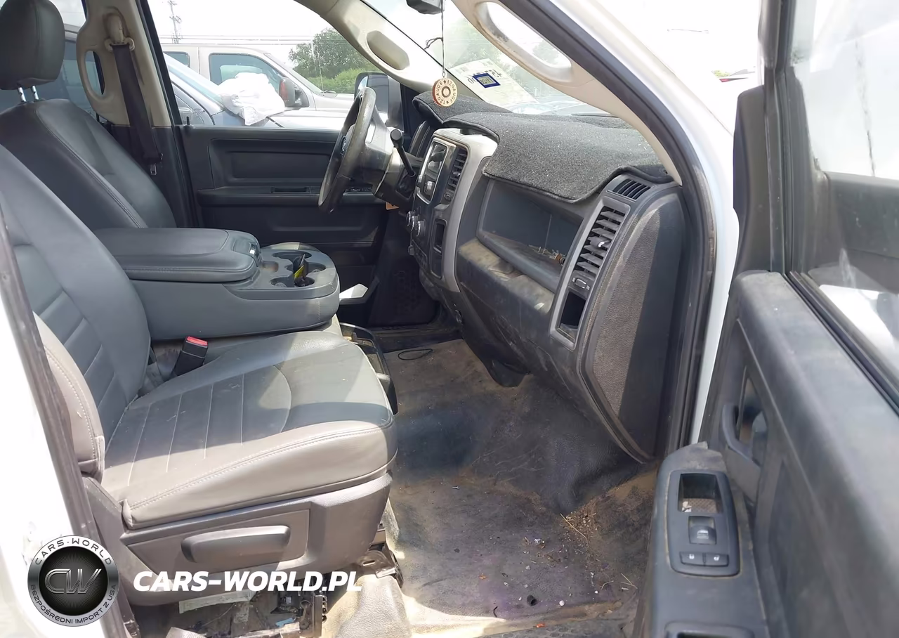 2018 Ram 2500 Tradesman 4X2 8' Box VIN:3C6UR4HL0JG300560 - 5