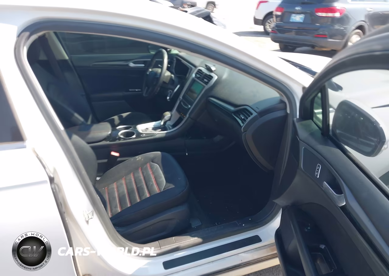 2013 Ford Fusion Se VIN:3FA6P0HRXDR361398 - 5