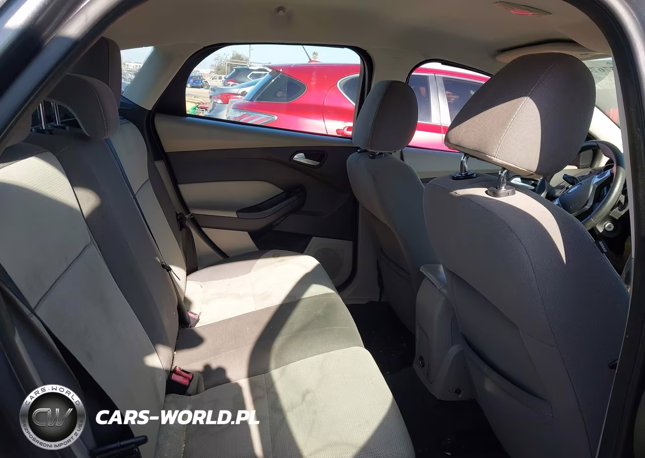 2013 Ford Focus Se VIN:1FADP3K21DL374771 - 8