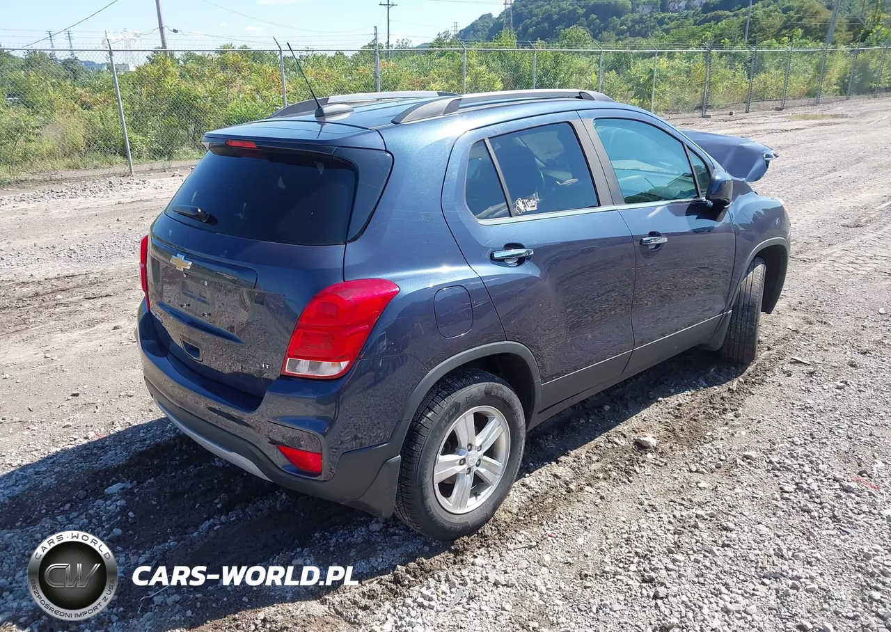 2019 Chevrolet Trax Lt VIN:3GNCJPSB2KL238138 - 4