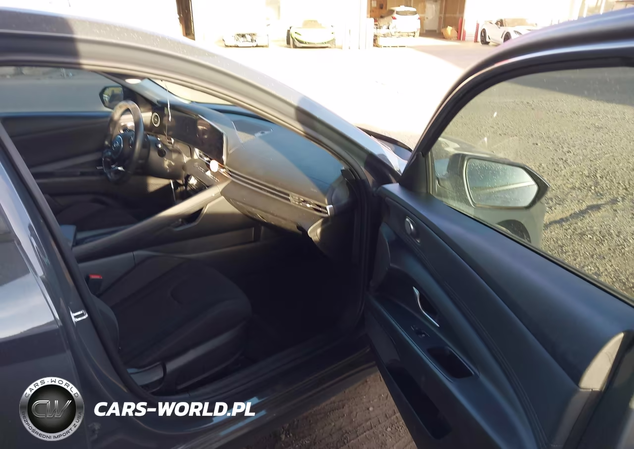 2023 Hyundai Elantra Sel VIN:KMHLS4AG4PU599865 - 5