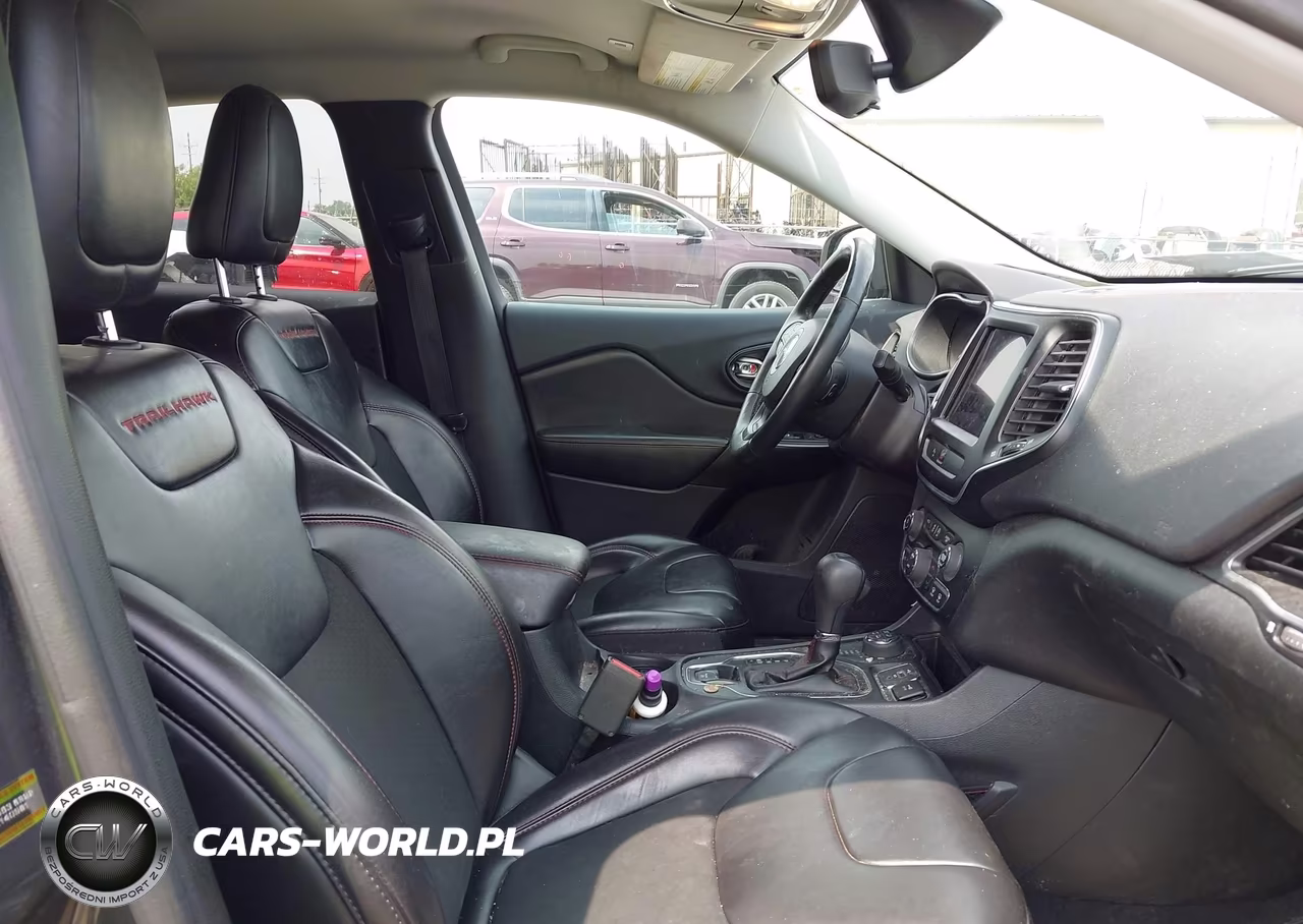 2019 Jeep Cherokee Trailhawk 4X4 VIN:1C4PJMBX7KD427295 - 5