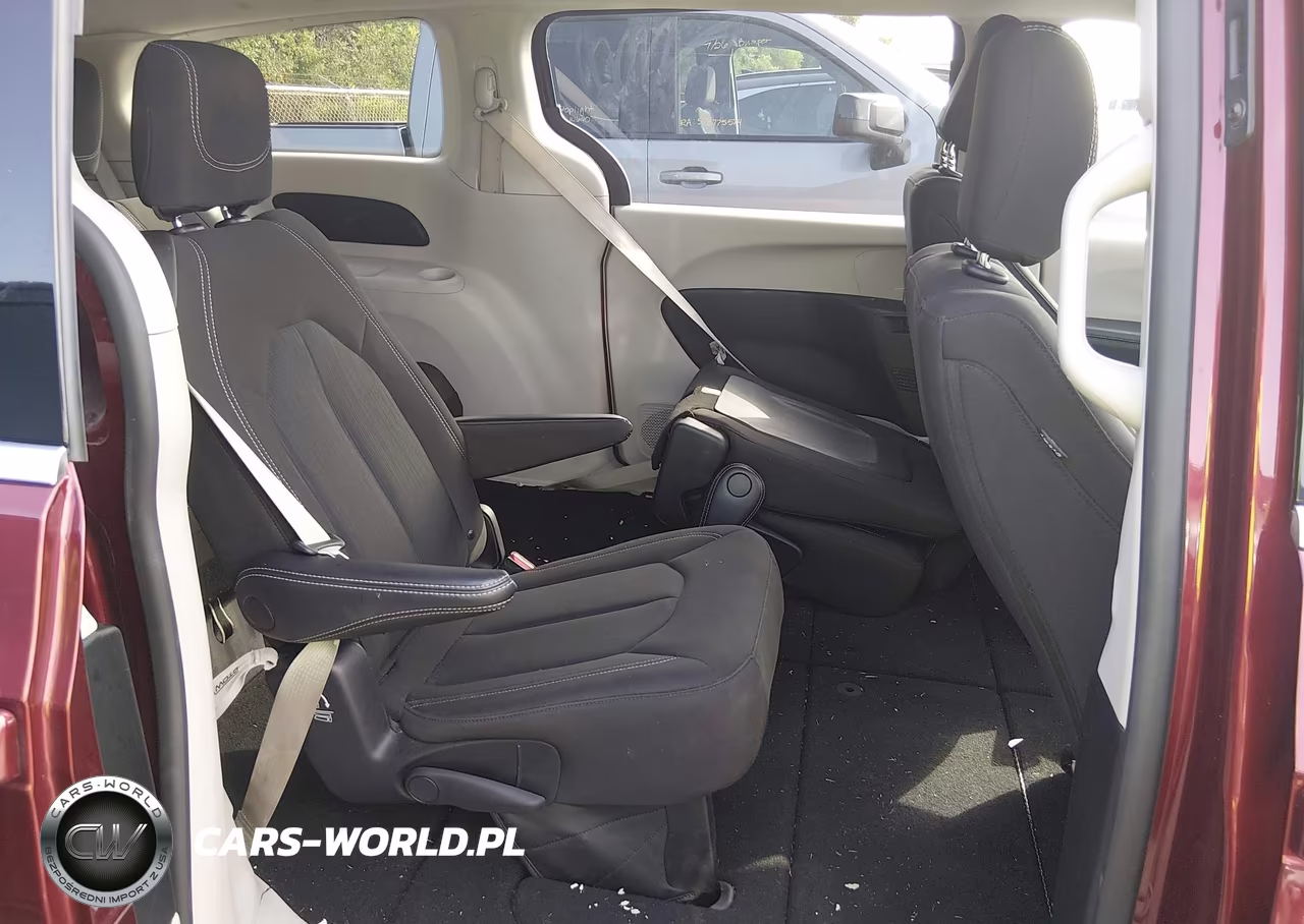 2023 Chrysler Voyager Lx VIN:2C4RC1CG7PR566427 - 8