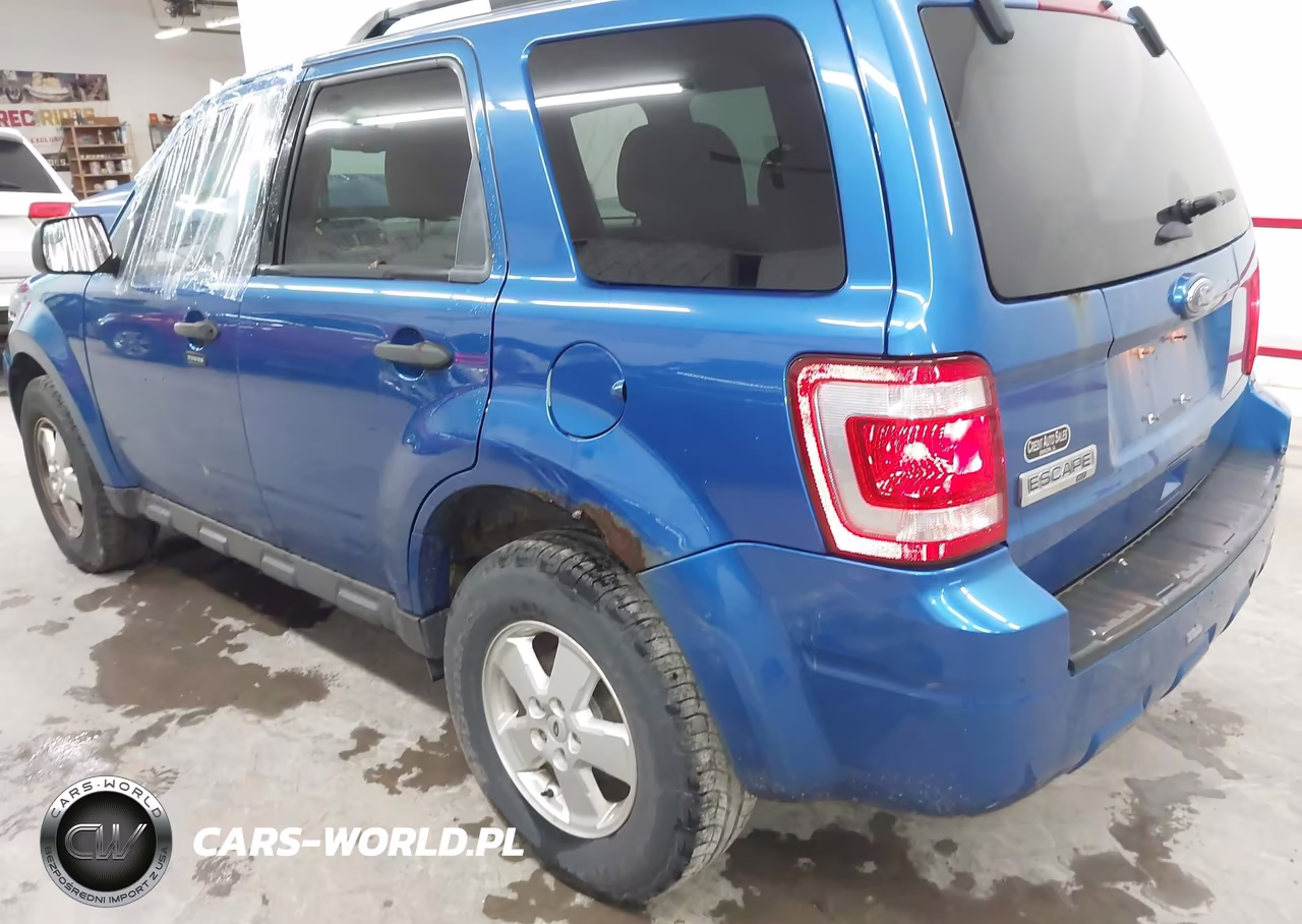 2011 Ford Escape Xlt VIN:1FMCU9D73BKB60731 - 3
