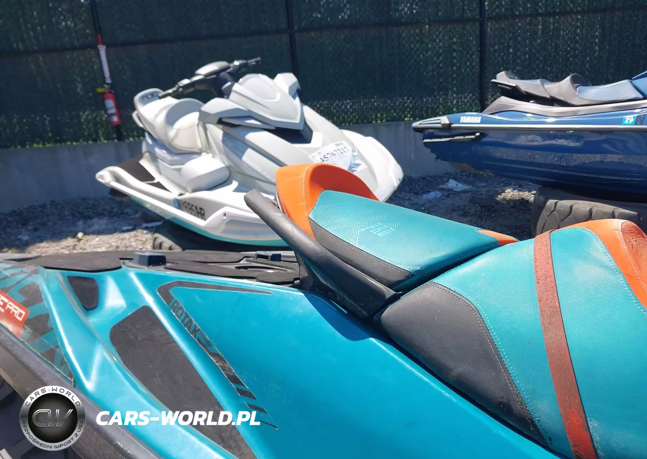 2018 Seadoo Wake Pro 230 VIN:00000YDV20275D818 - 8