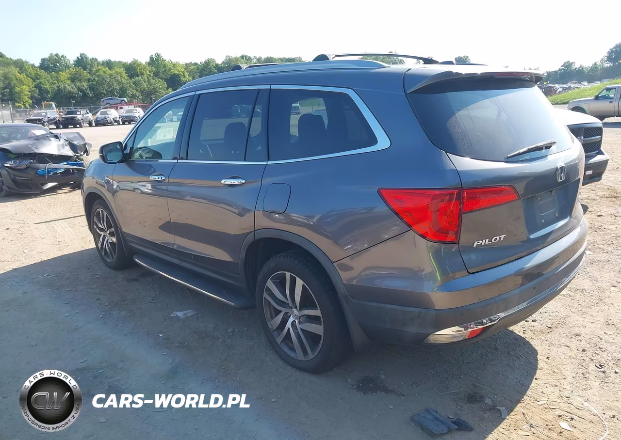 2016 Honda Pilot Touring VIN:5FNYF6H97GB040966 - 3