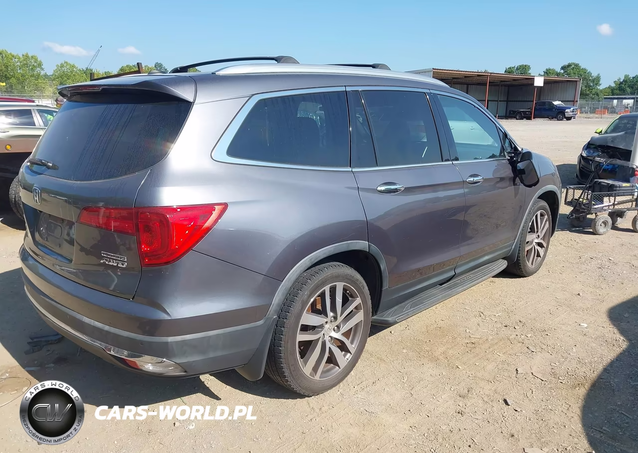2016 Honda Pilot Touring VIN:5FNYF6H97GB040966 - 4