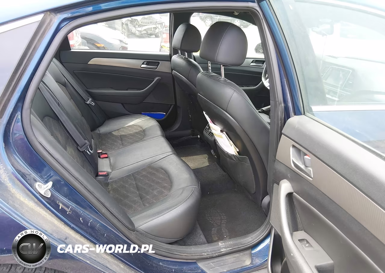 2019 Hyundai Sonata Sport VIN:5NPE34AF7KH813266 - 8