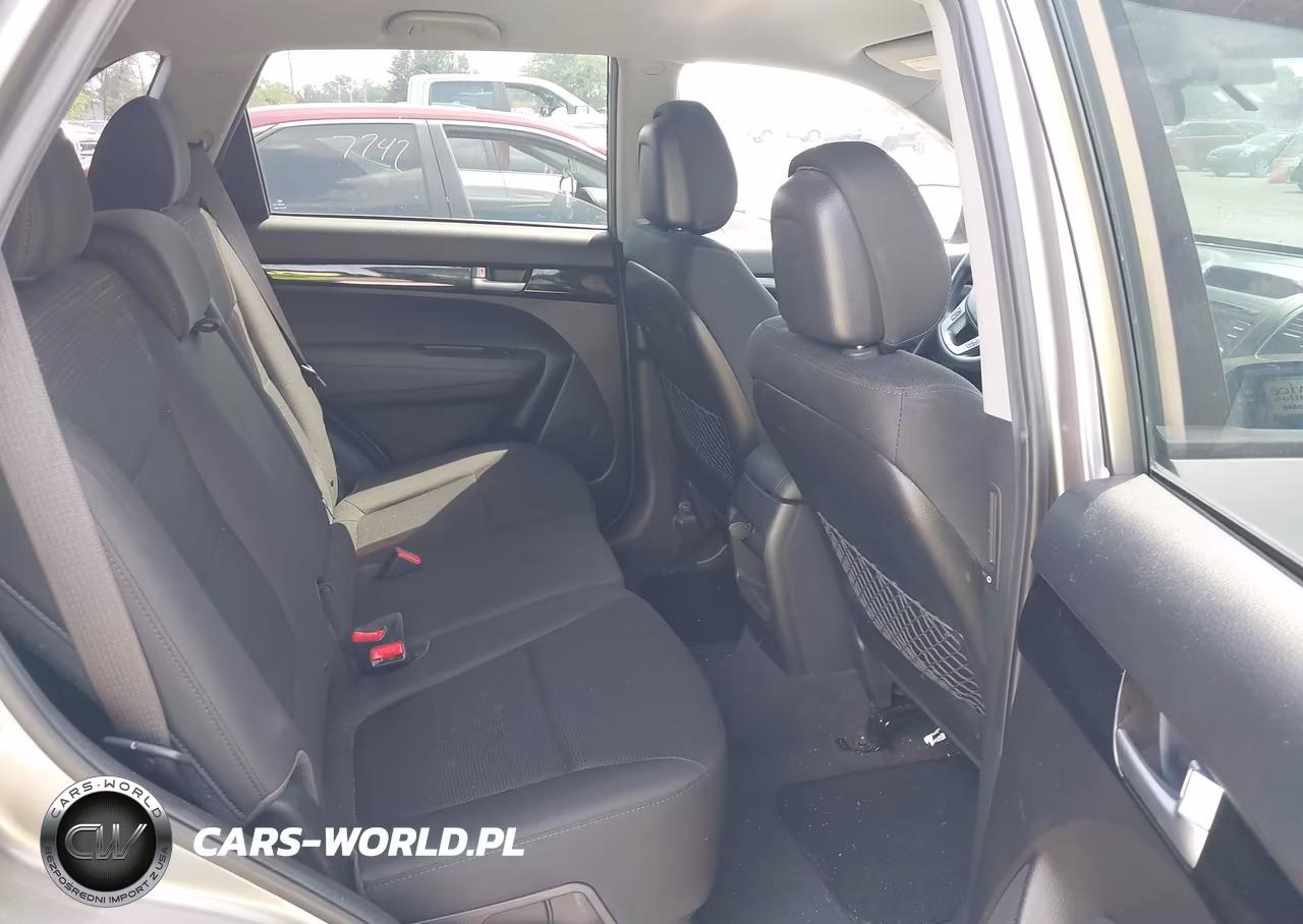 2015 Kia Sorento Lx VIN:5XYKT3A61FG603515 - 8