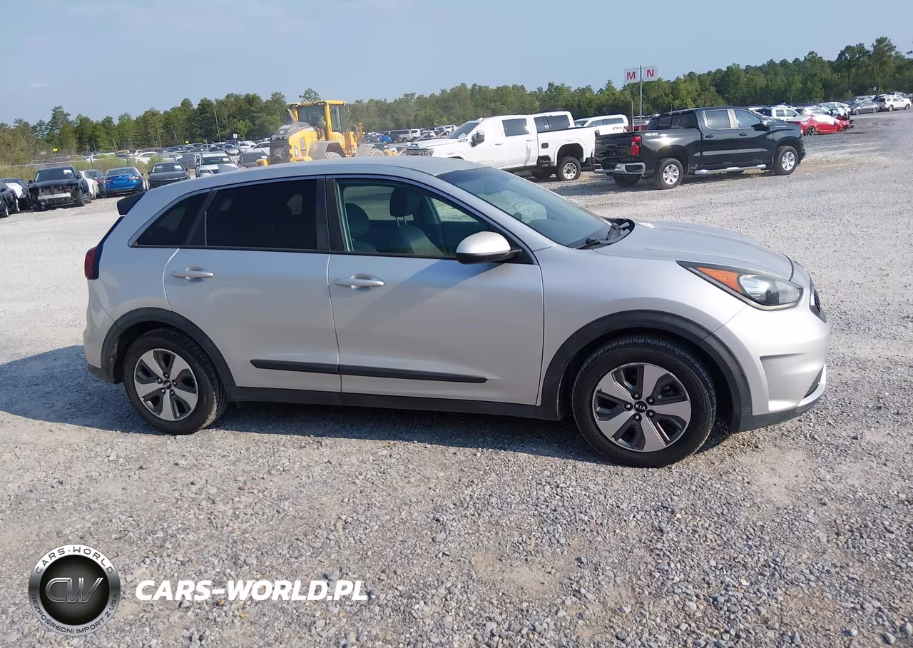 2018 Kia Niro Fe VIN:KNDCB3LC2J5200848 - 13