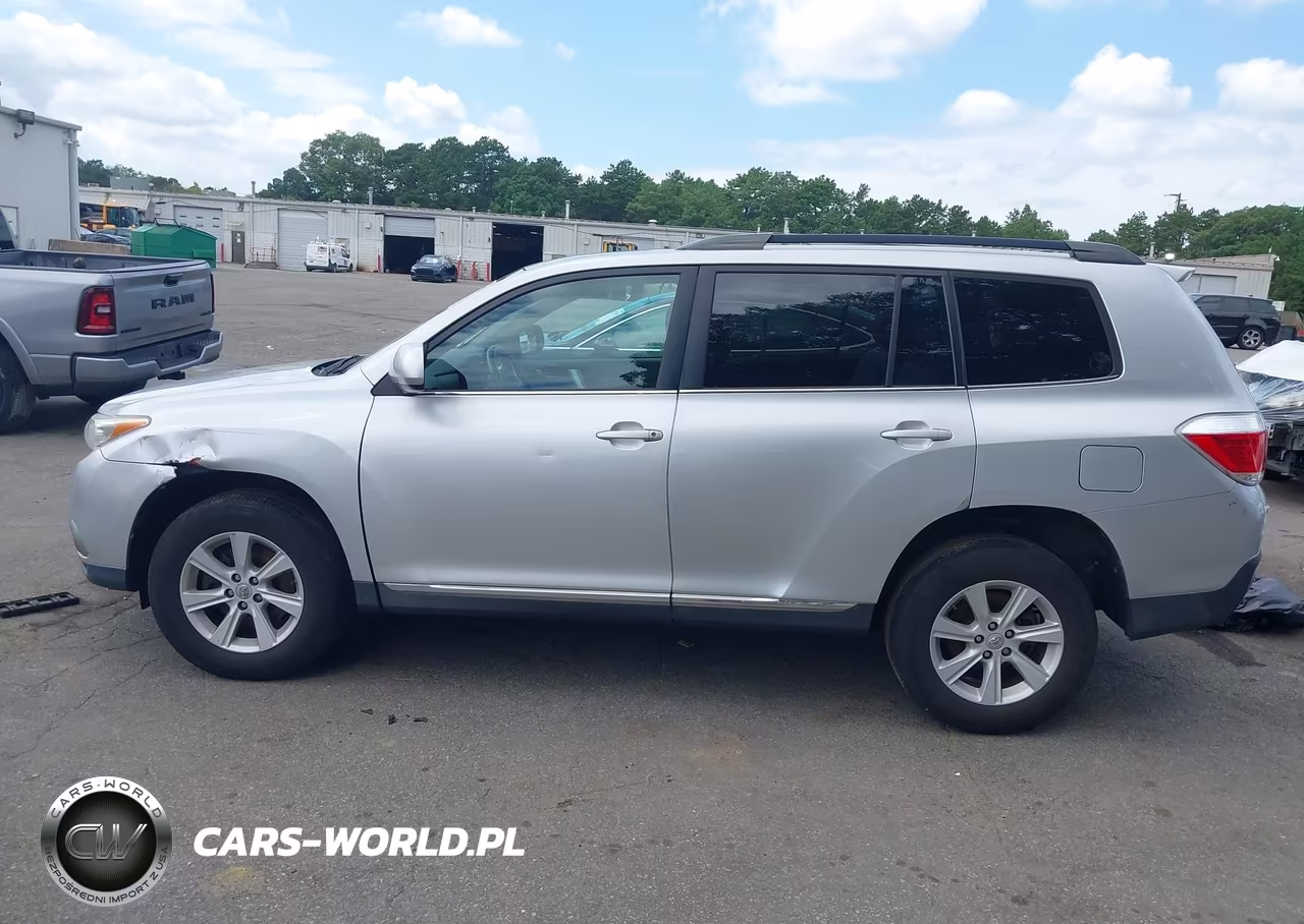 2013 Toyota Highlander Se V6 VIN:5TDBK3EH1DS252586 - 14