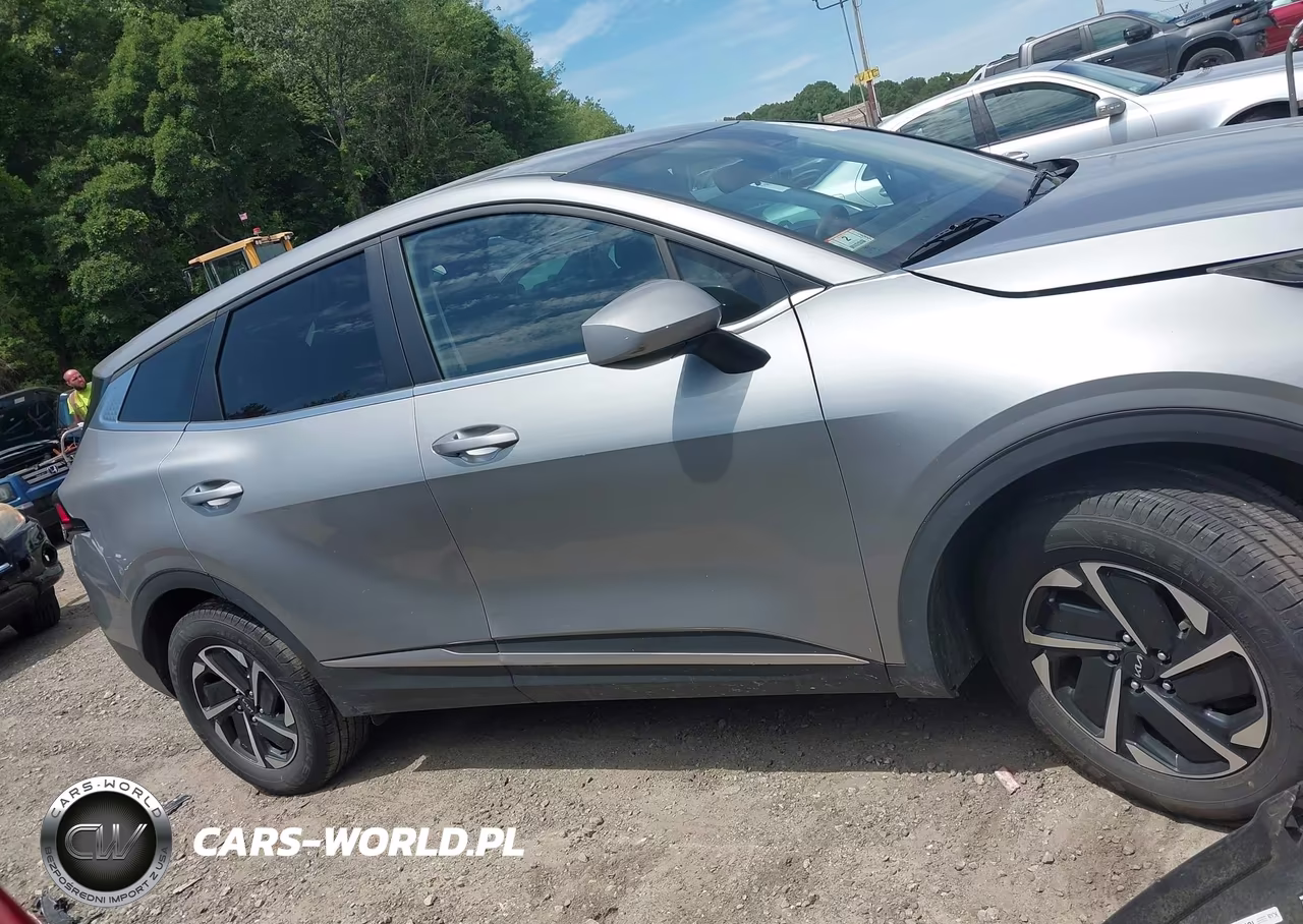 2023 Kia Sportage Hybrid Lx VIN:KNDPUCAG7P7048225 - 13
