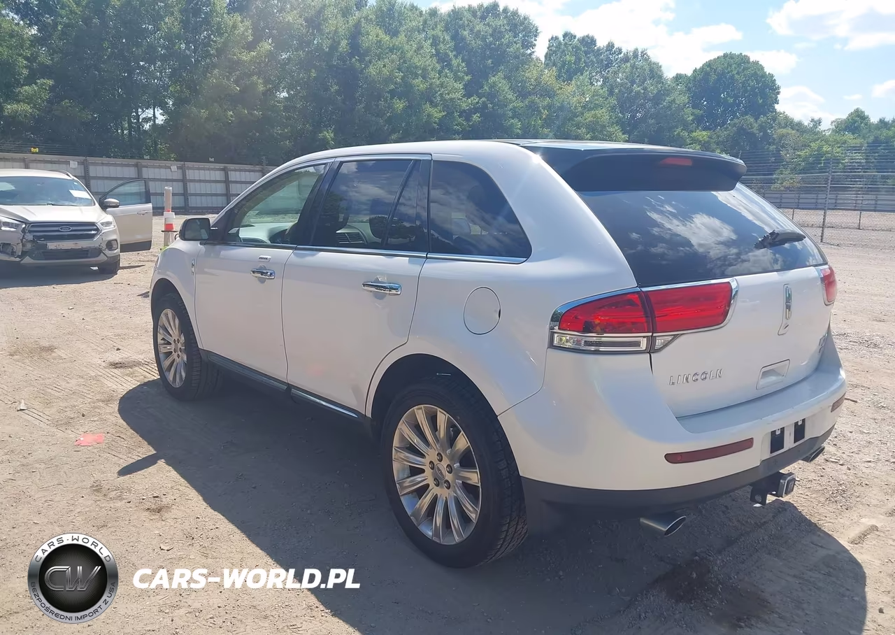 2013 Lincoln Mkx VIN:2LMDJ8JK8DBL21382 - 3