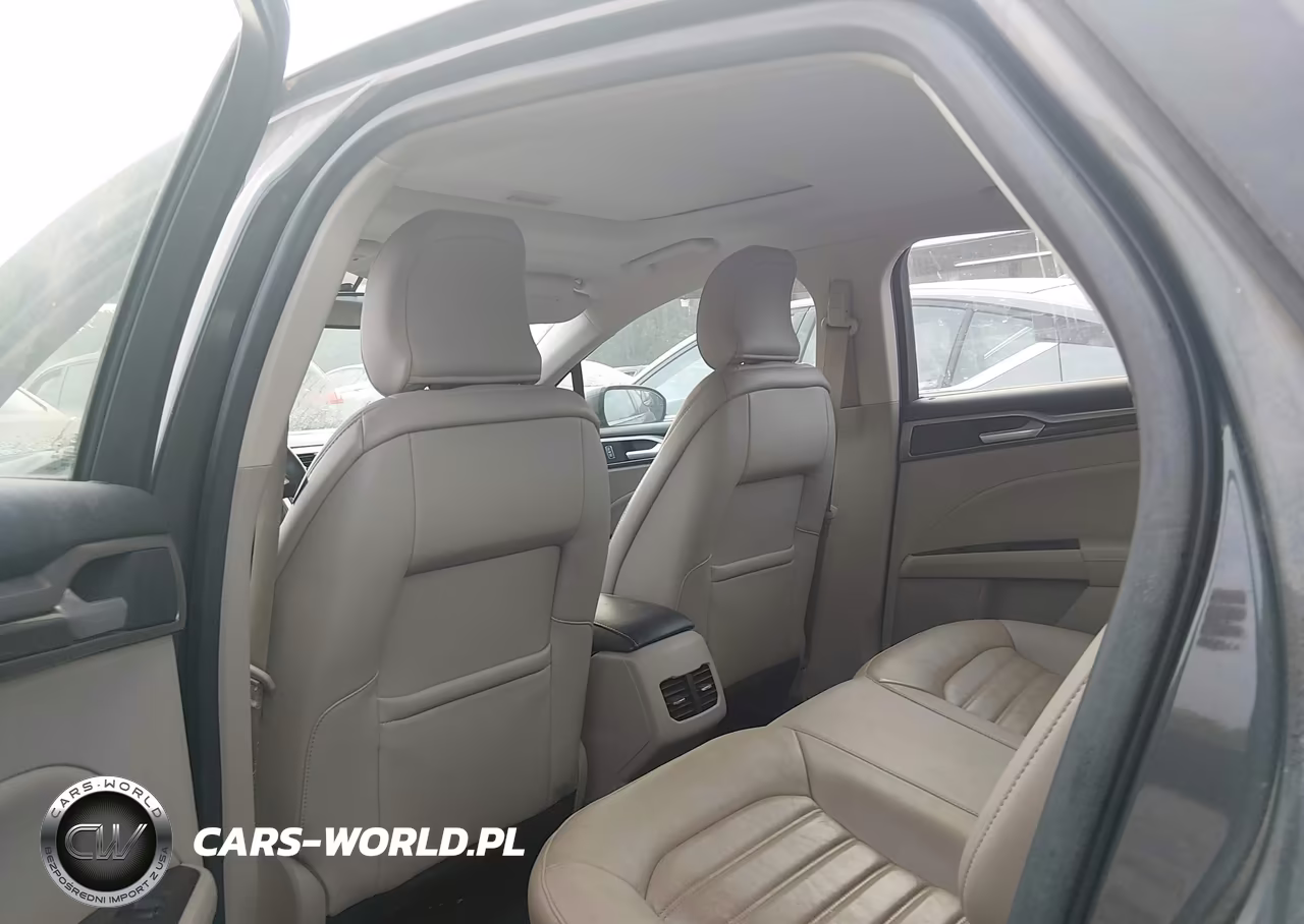 2017 Ford Fusion Se VIN:3FA6P0H90HR166271 - 8