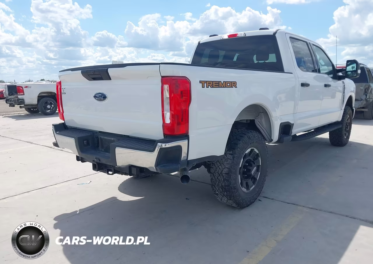 2024 Ford F-250 Xlt VIN:1FT8W2BN8REF81835 - 4