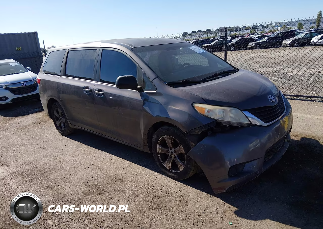 2016 Toyota Sienna L 7 Passenger
