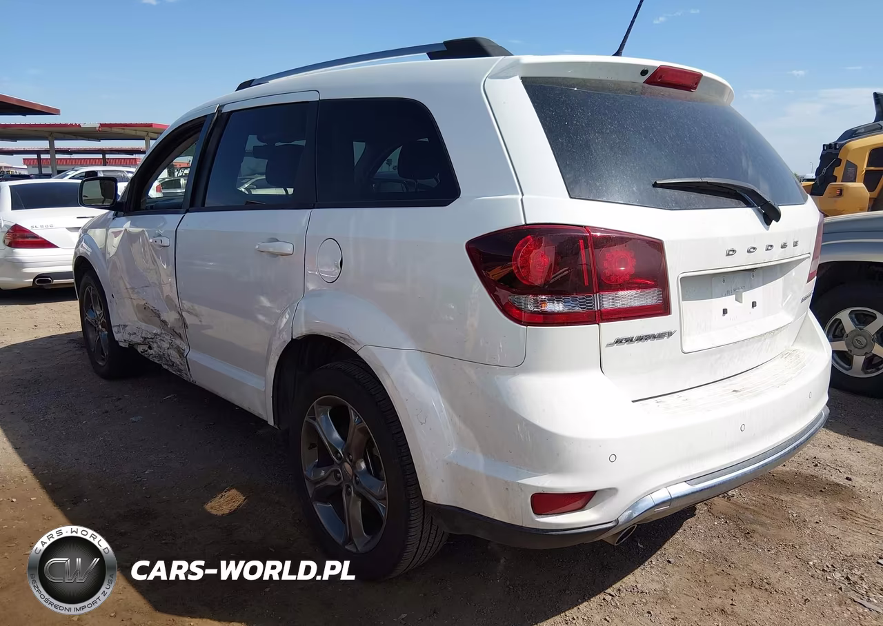 2017 Dodge Journey Crossroad Plus VIN:3C4PDCGG2HT644184 - 3