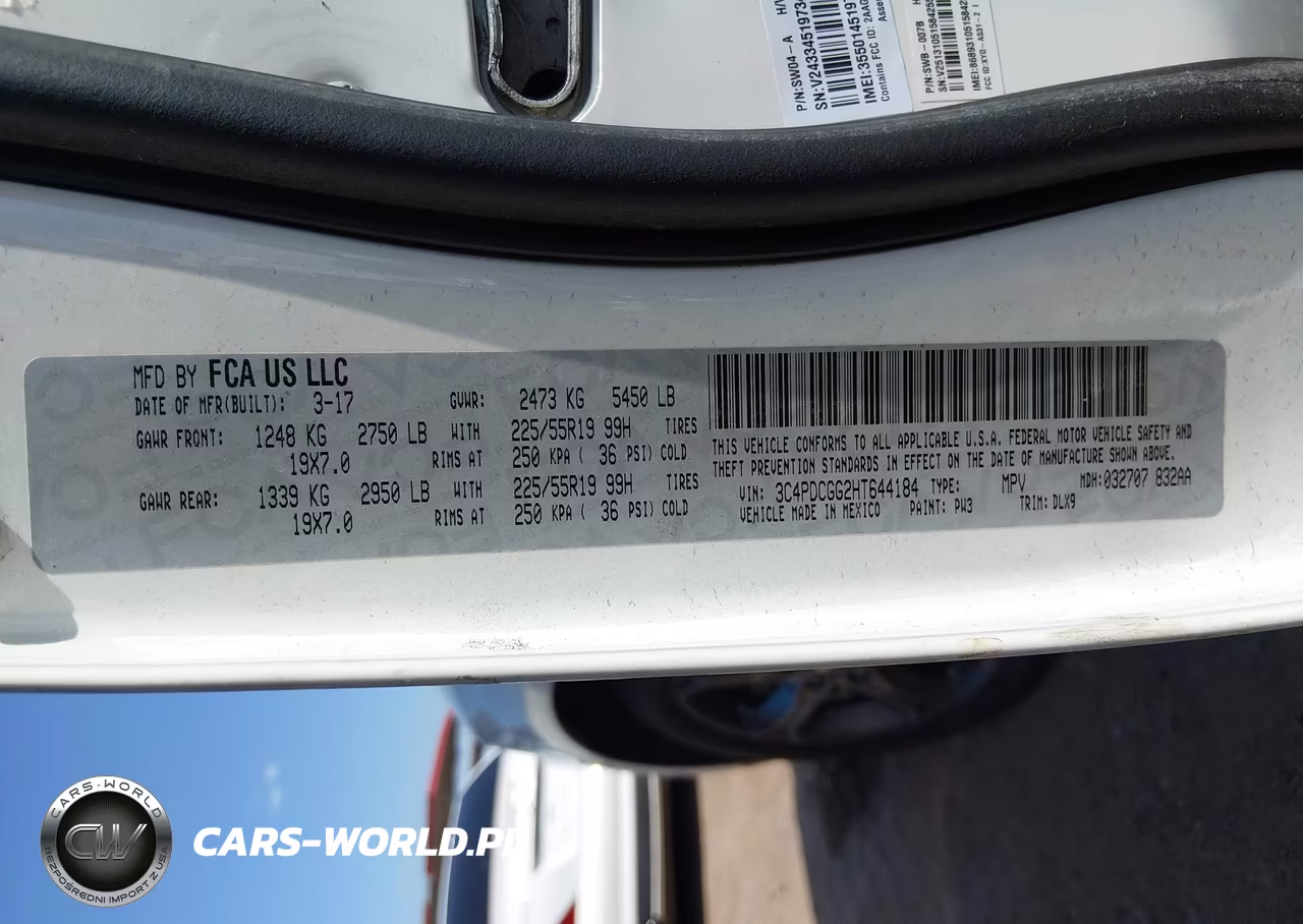 2017 Dodge Journey Crossroad Plus VIN:3C4PDCGG2HT644184 - 9