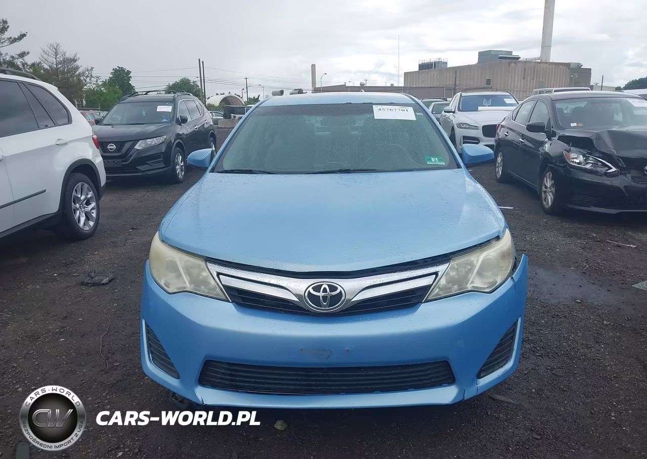 2013 Toyota Camry Le VIN:4T1BF1FK1DU660631 - 12