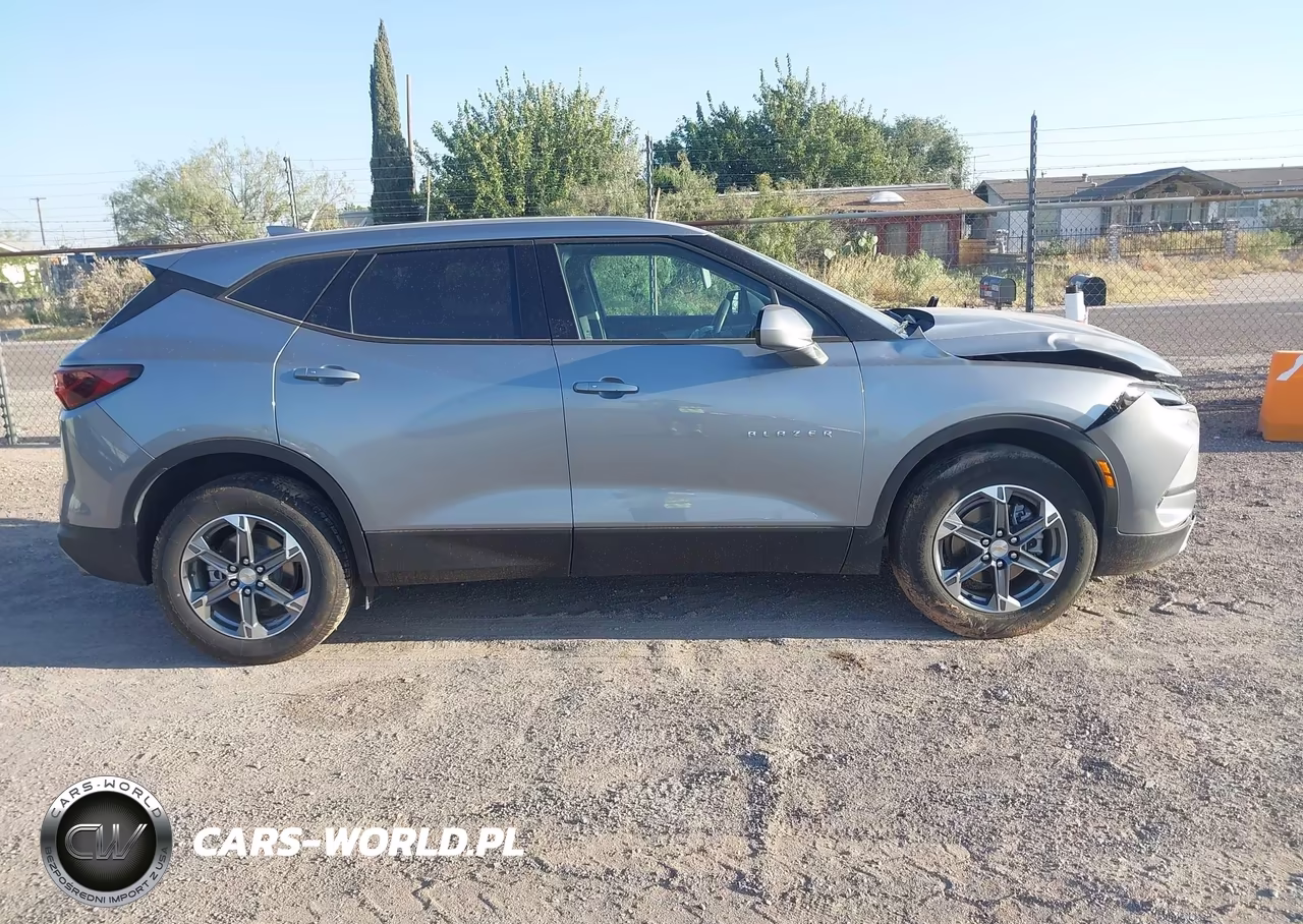 2025 Chevrolet Blazer Awd 2Lt VIN:3GNKBHR45SS202665 - 12
