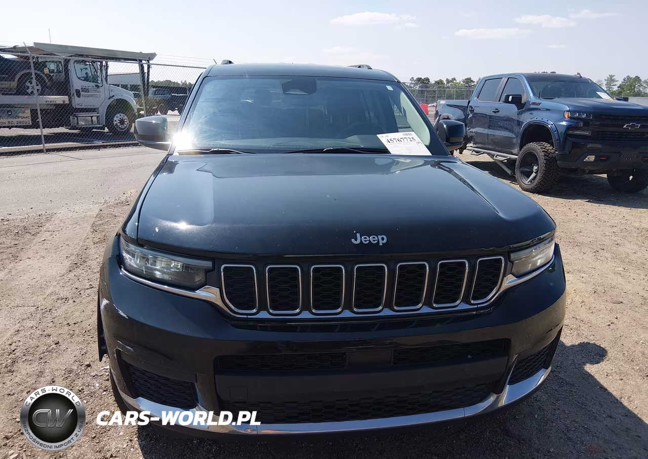 2023 Jeep Grand Cherokee L Laredo 4X2 VIN:1C4RJJAG0P8867545 - 12