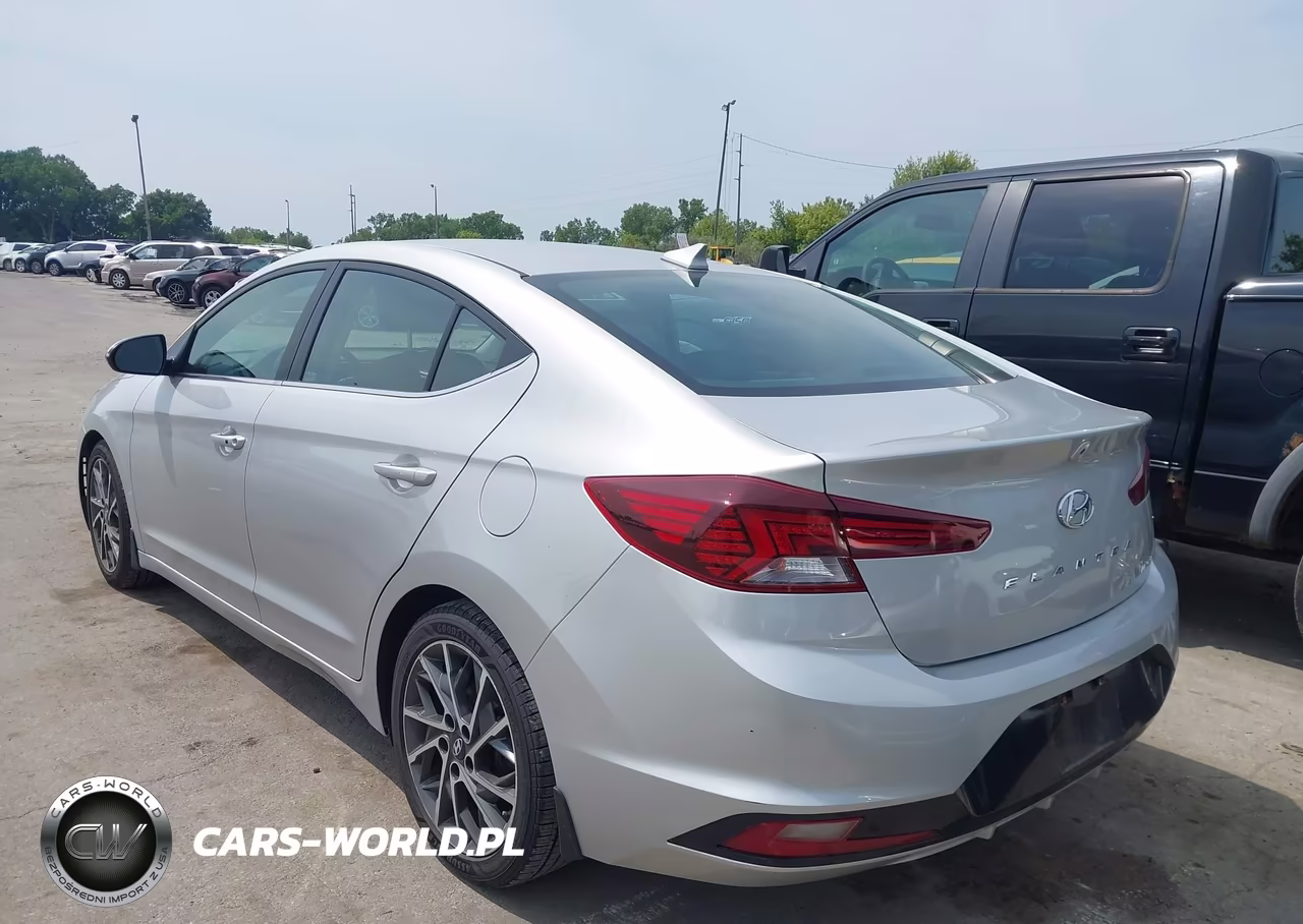 2019 Hyundai Elantra Limited VIN:5NPD84LF5KH443459 - 3