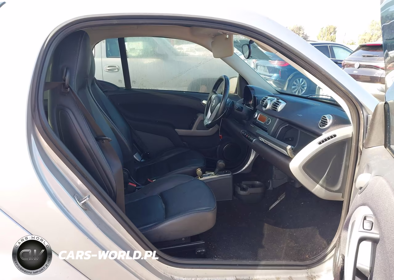 2011 Smart Fortwo Passion-Pure VIN:WMEEJ3BA3BK467125 - 5