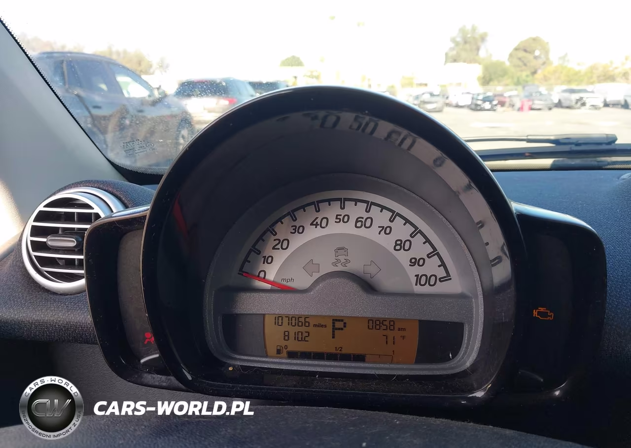 2011 Smart Fortwo Passion-Pure VIN:WMEEJ3BA3BK467125 - 7