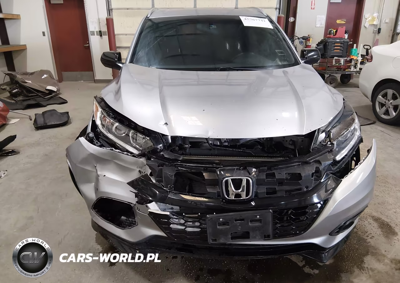 2019 Honda Hr-V Sport VIN:3CZRU6H13KG725757 - 6