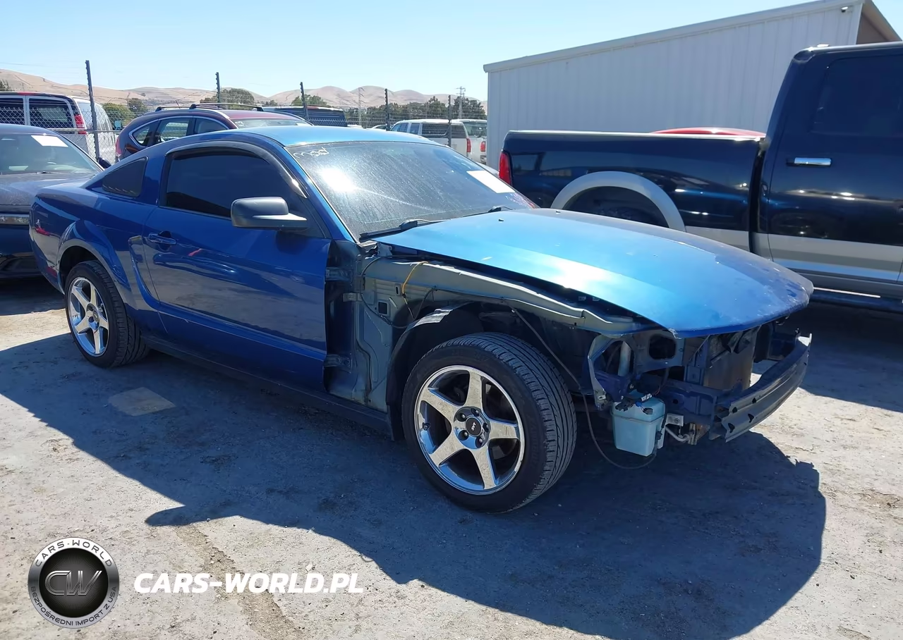 2007 Ford Mustang V6 Deluxe-V6 Premium