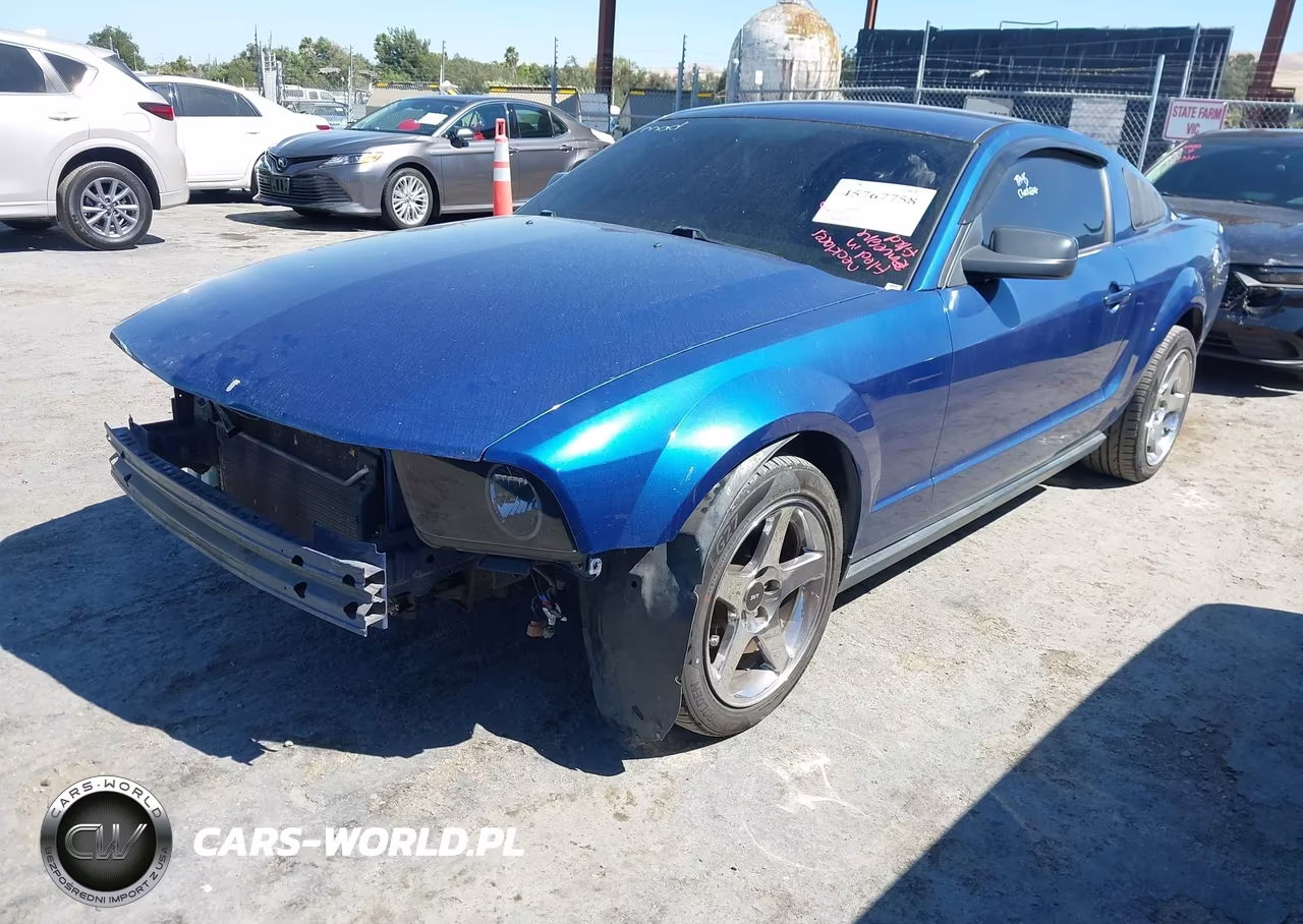 2007 Ford Mustang V6 Deluxe-V6 Premium VIN:1ZVFT80N575270735 - 2